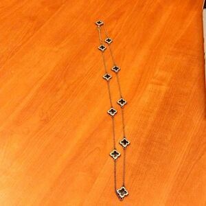 10 Clover Necklace.